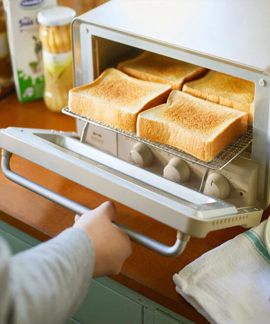 Bruno Steam & Bake Toaster in Greige